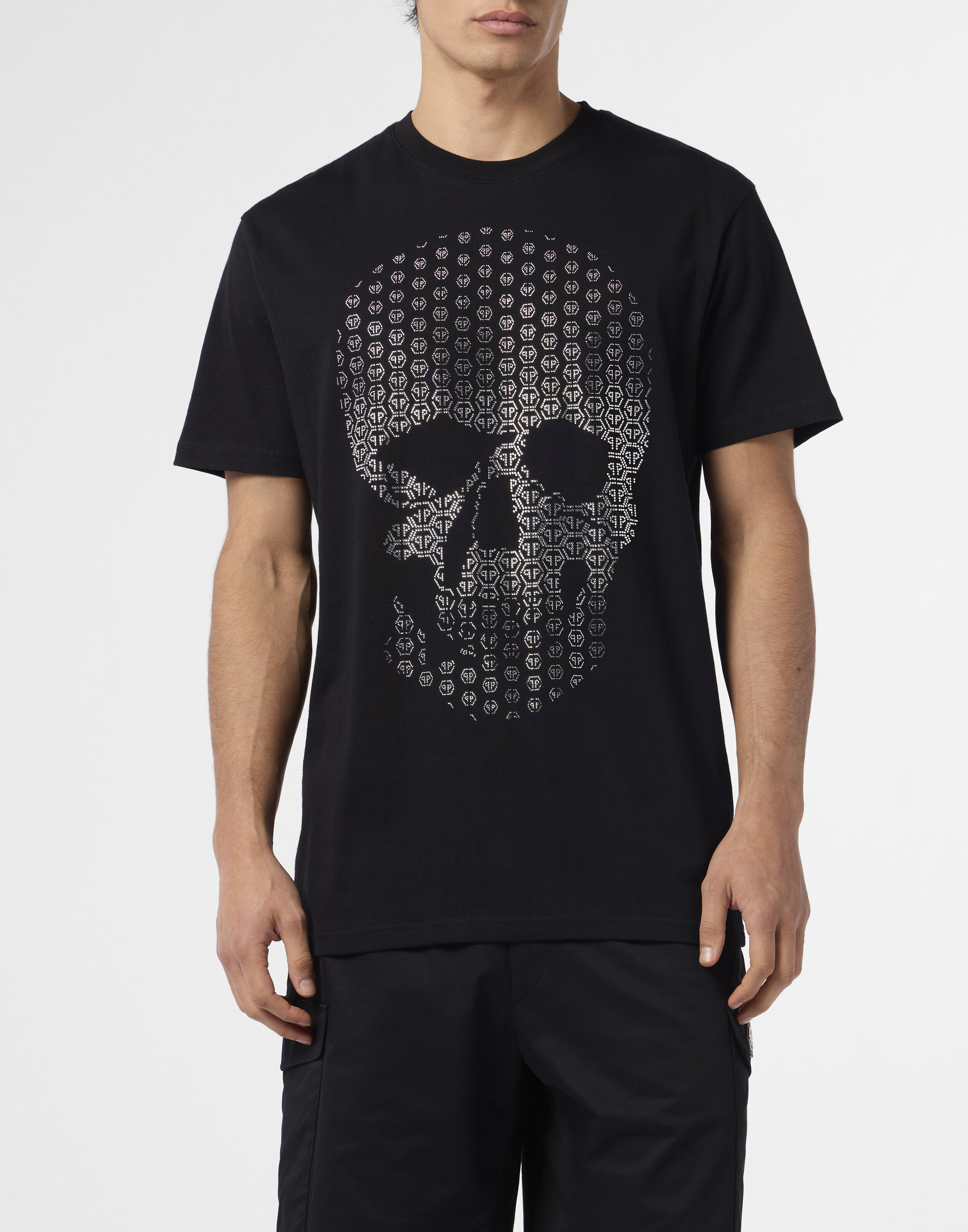 Camiseta Redonda com Estampa de Caveira Strass
